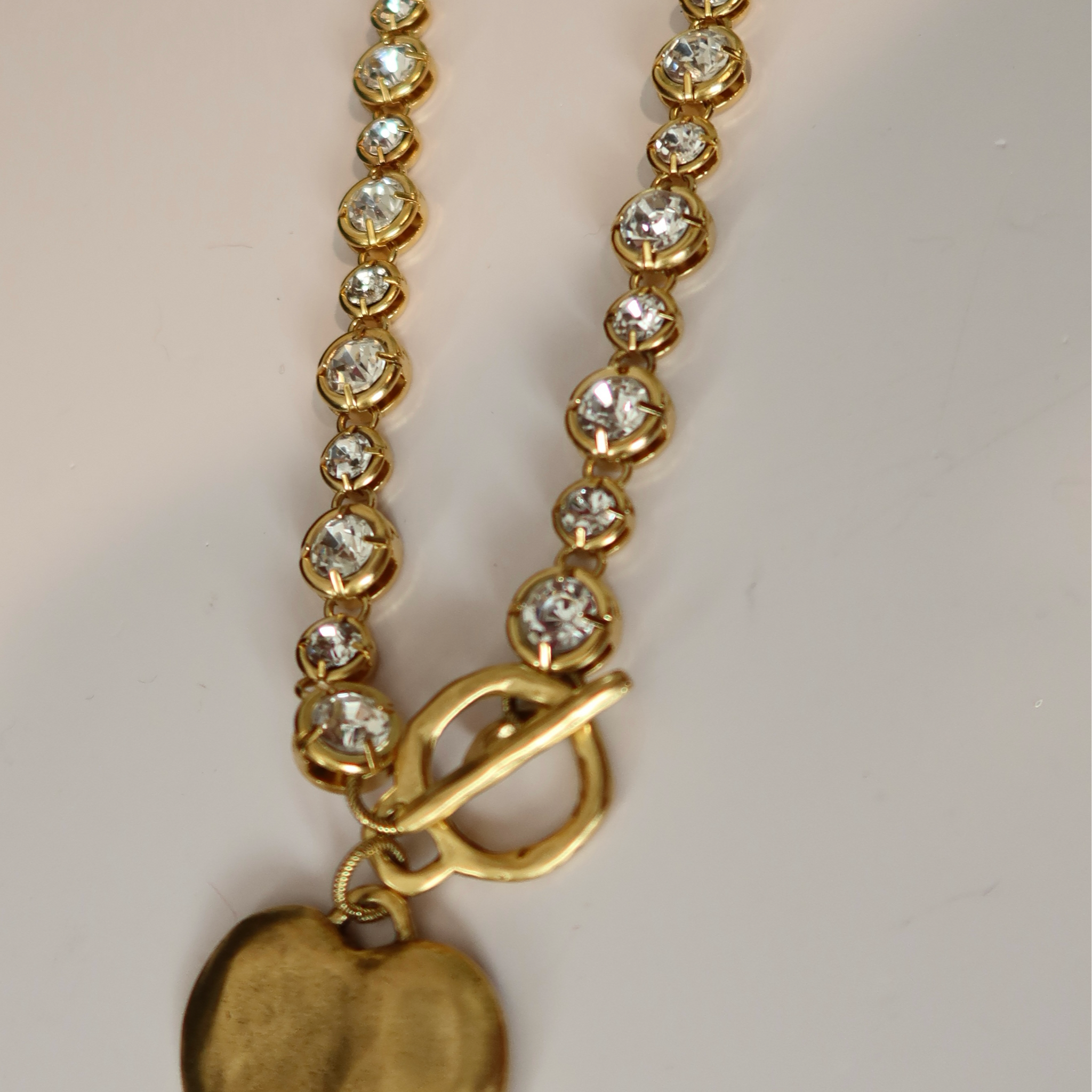 Mary Alice Necklace Heart Gold