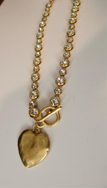 Mary Alice Necklace Heart Gold